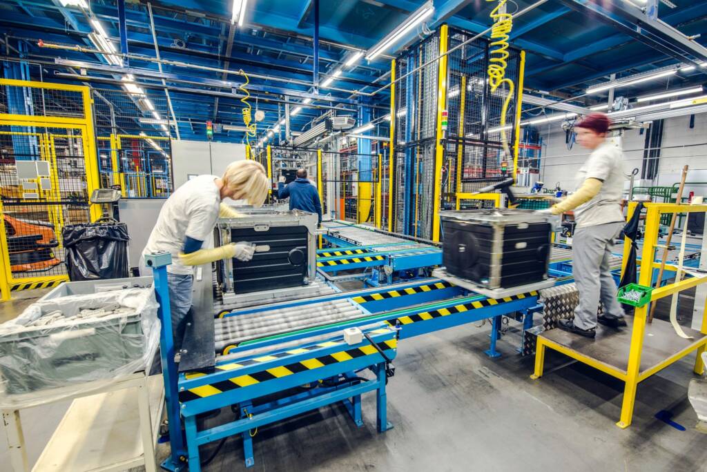 a failing mobility solution can compromise manufacturing worker safety