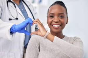 Enhance patient experience with mobile EHRs! Discover three key ways mobile EHRs transform hospital stays for better care and convenience.